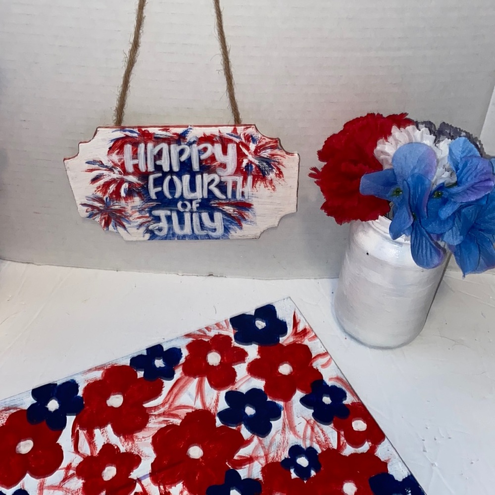 Small Happy Fourth of July Hand Painted Sign